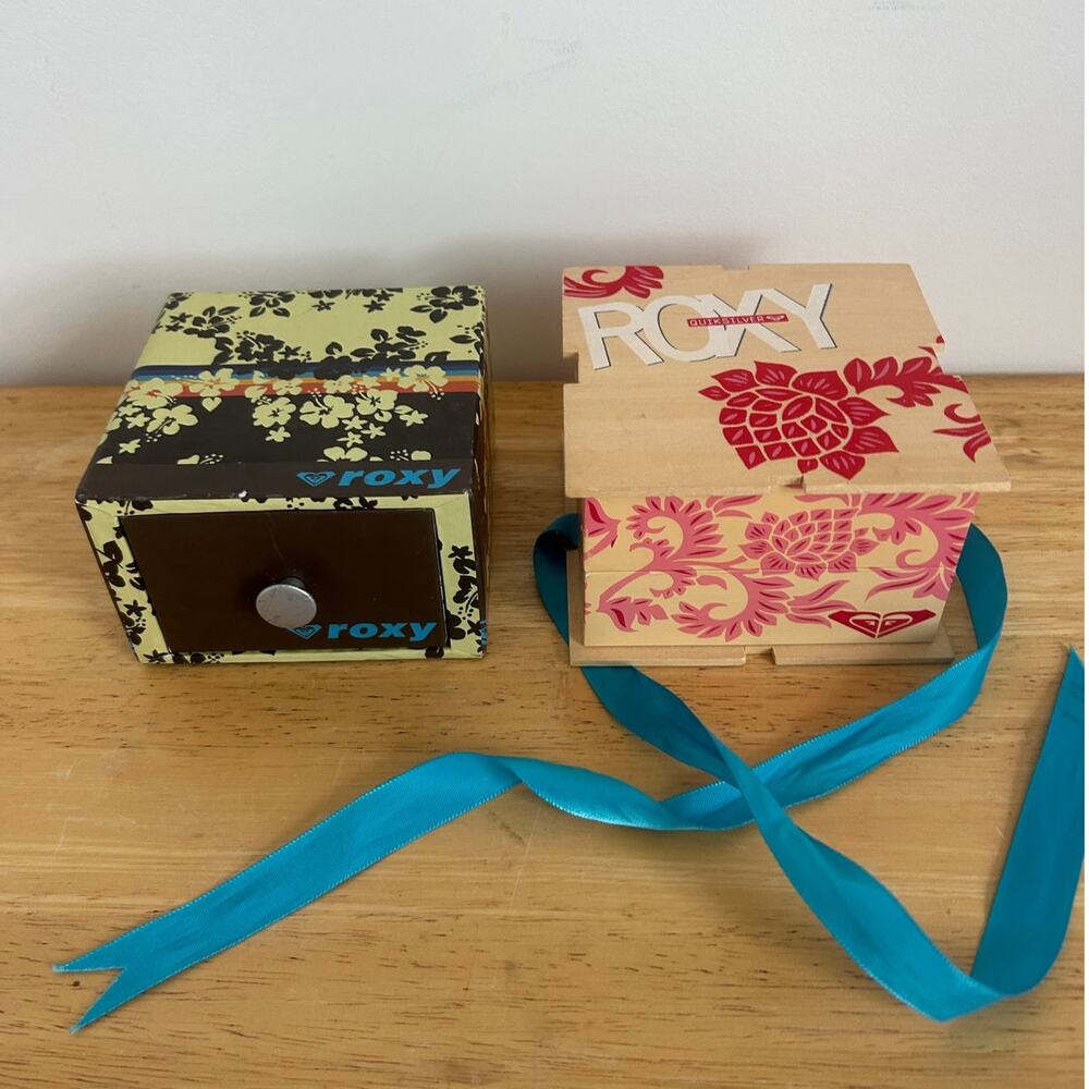 Vintage Roxy Decorative Storage Boxes – Set of 2 – Floral Print Boxes (Empty)